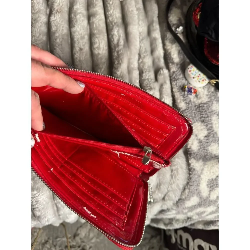 Pyramid embossed patent leather wallet red